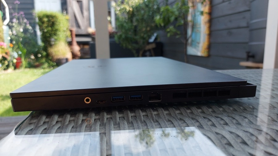 MSI GS66 Stealth review3